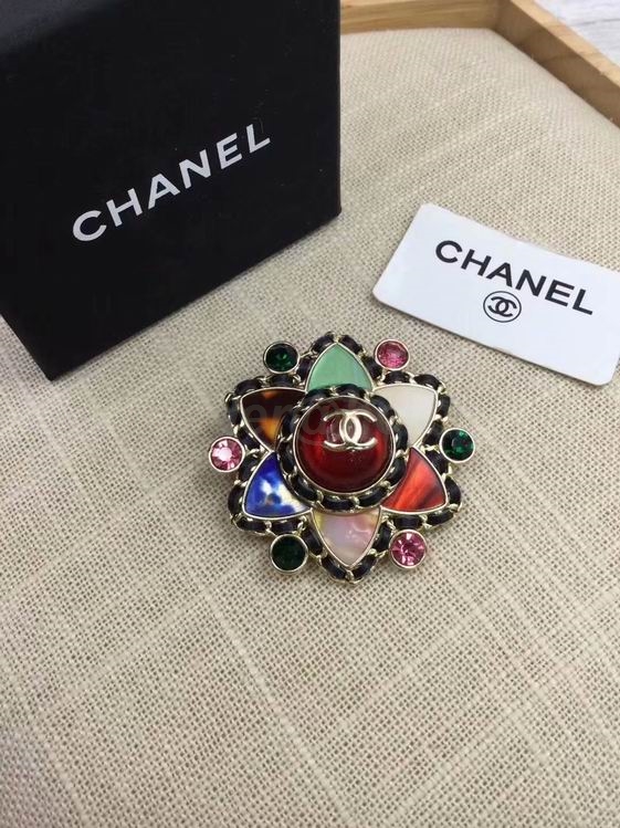 Chanel Brooch 432